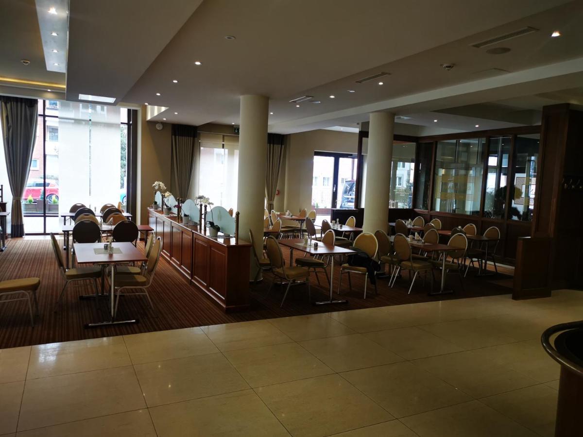 Hotel Hanseatischer Hof Lubeck Exterior photo